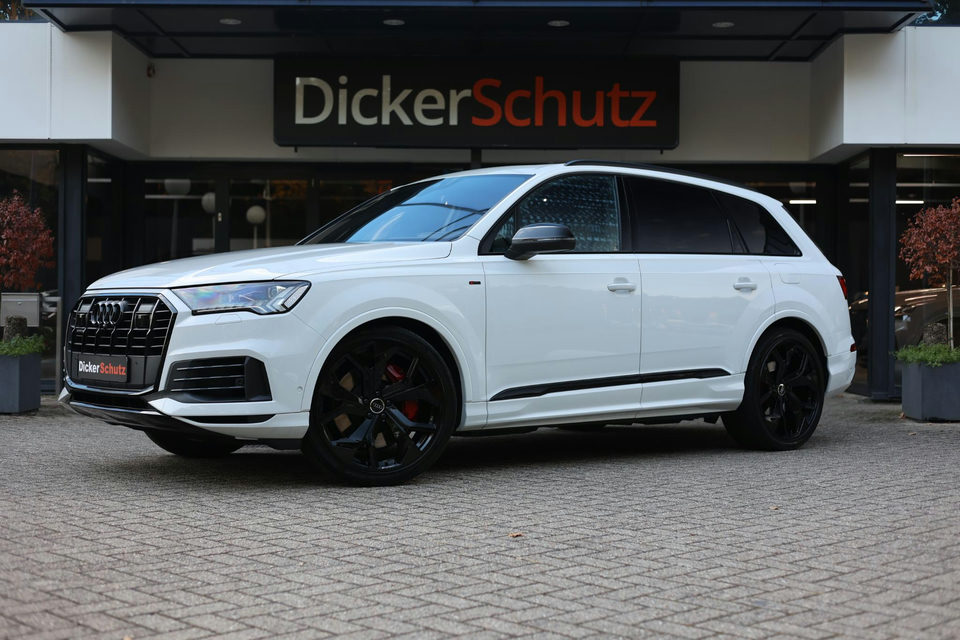 2020 Audi Q7 55 TFSI e quattro Pro Line S, foto 1