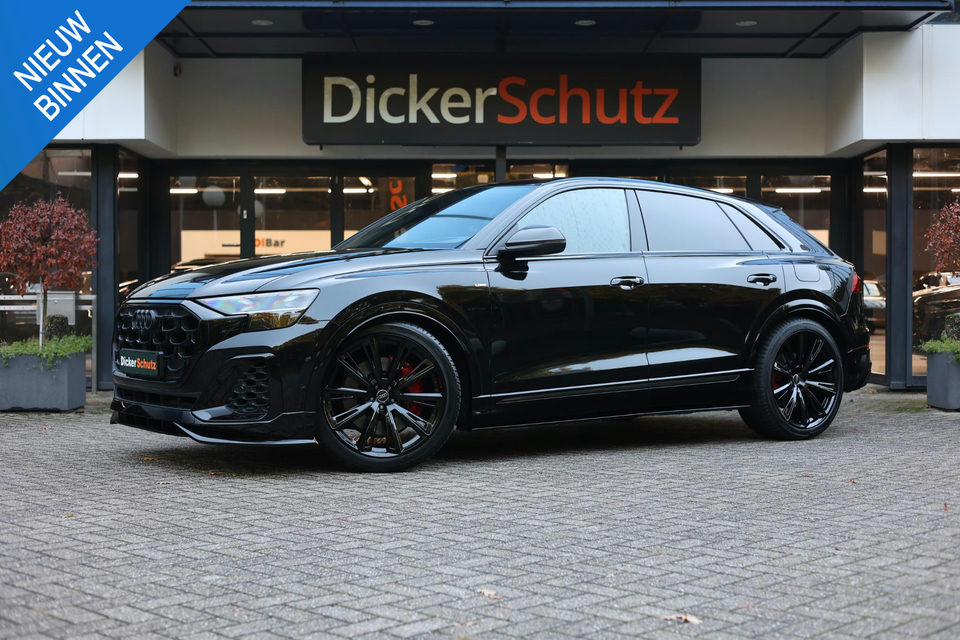 2025 Audi Q8 60 TFSIe Competition, foto 1